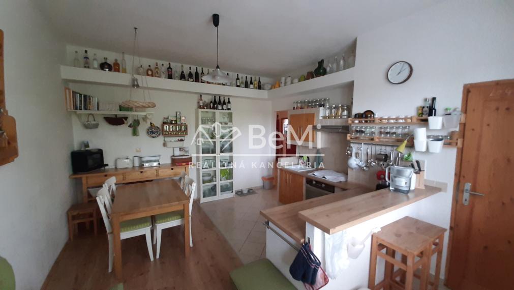 Štýlový 2 izbový byt,89m2 Nitra-Staré Mesto ID 008-112-VISKa