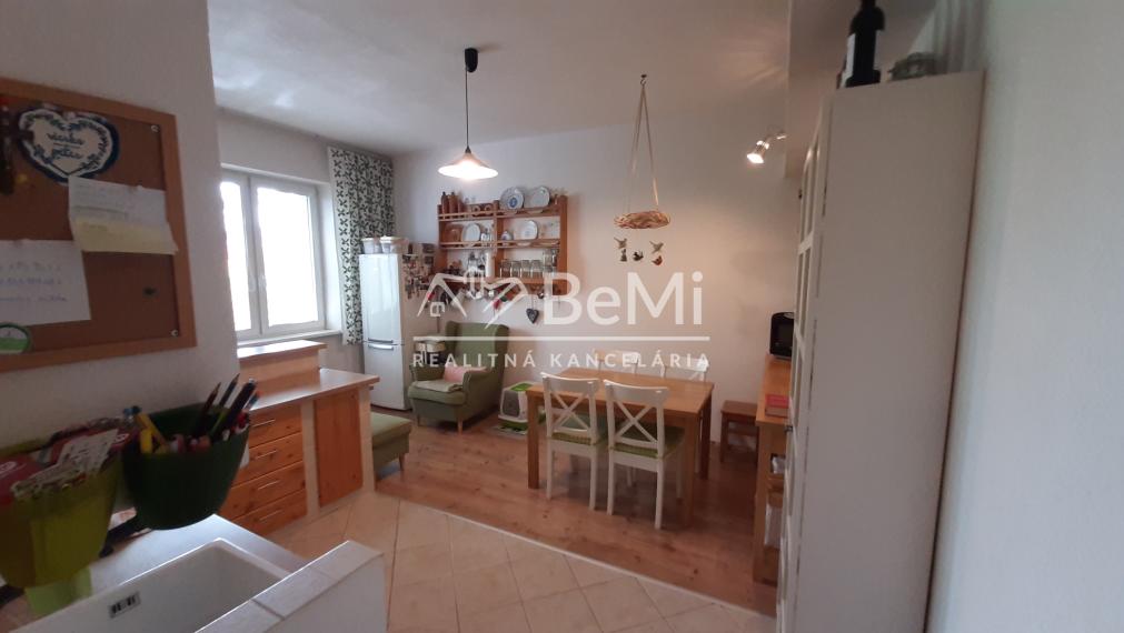 Štýlový 2 izbový byt,89m2 Nitra-Staré Mesto ID 008-112-VISKa