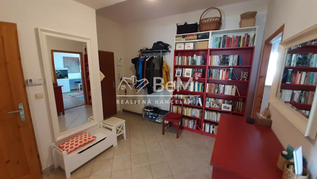 Štýlový 2 izbový byt,89m2 Nitra-Staré Mesto ID 008-112-VISKa