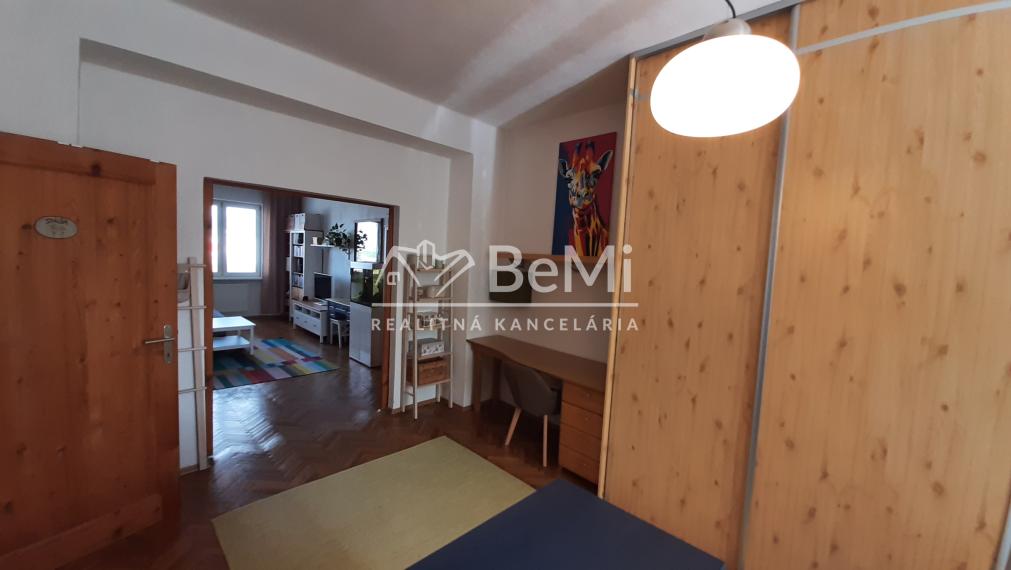 Štýlový 2 izbový byt,89m2 Nitra-Staré Mesto ID 008-112-VISKa