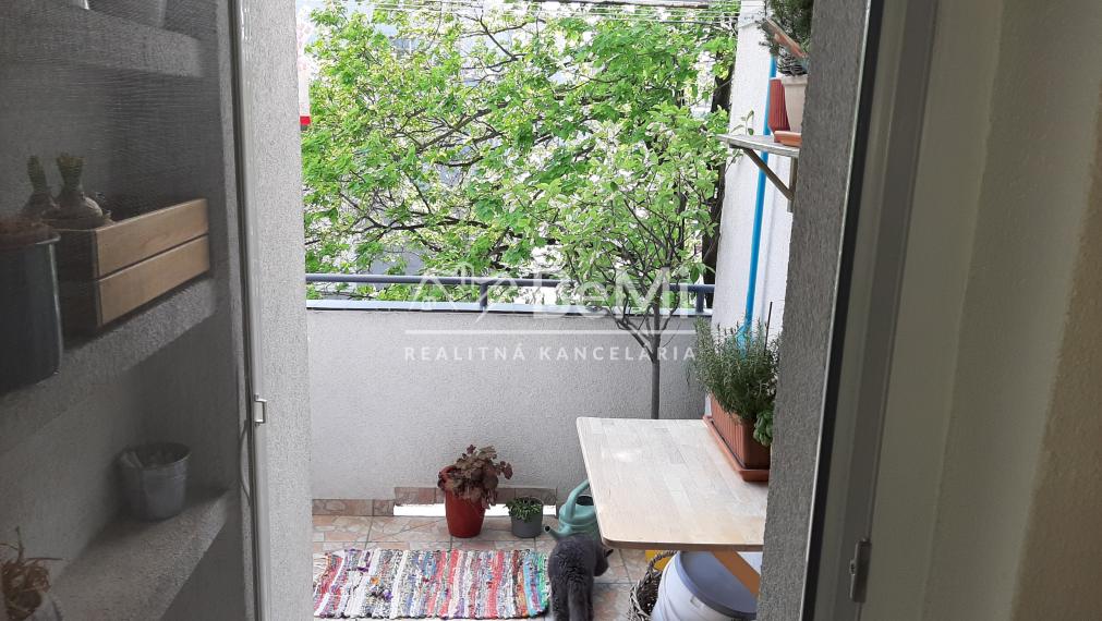 Štýlový 2 izbový byt,89m2 Nitra-Staré Mesto ID 008-112-VISKa