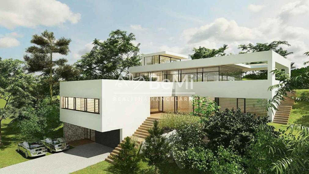 NR - RD  Zobor, dobrá lokalita, starší rodinný dom, 13árov,