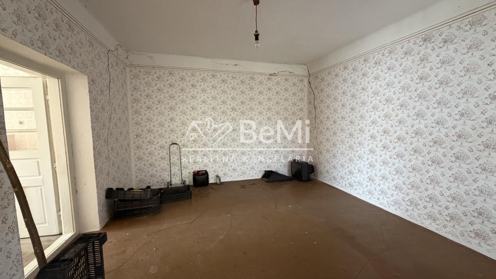 Rodinný dom v obci Abaújálpár 57 min od Košíc cena 29000,-Eu