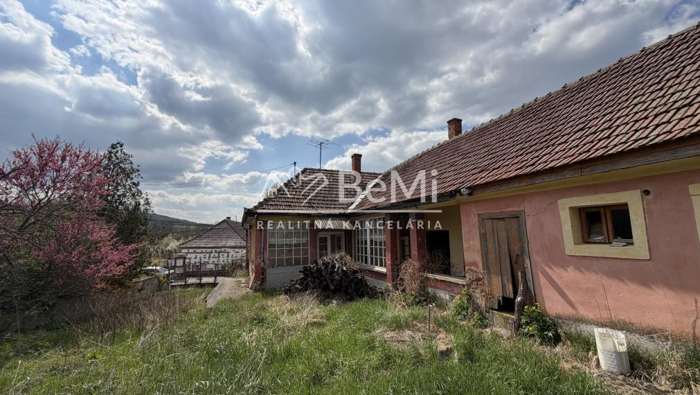 Rodinný dom v obci Abaújálpár 57 min od Košíc cena 29000,-Eu