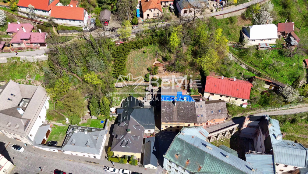 Predaj historickej budovy Námestie sv. Trojice Banská Štiavnica