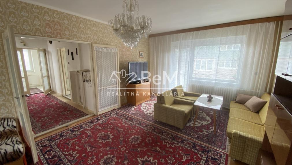 Rodinný dom Nitra ZOBOR pozemok 728 m2 ID 612-12-MIG