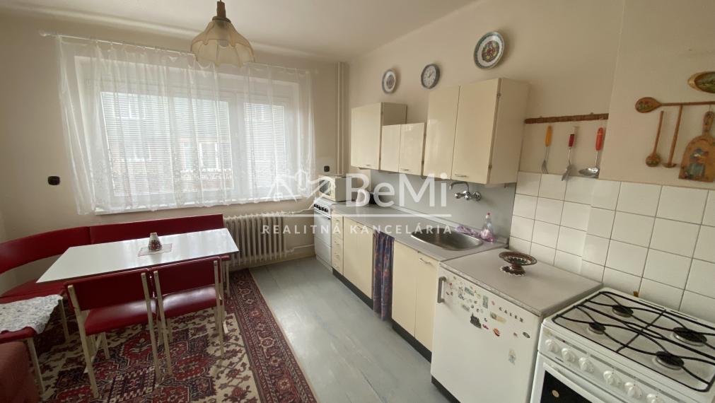 Rodinný dom Nitra ZOBOR pozemok 728 m2 ID 612-12-MIG