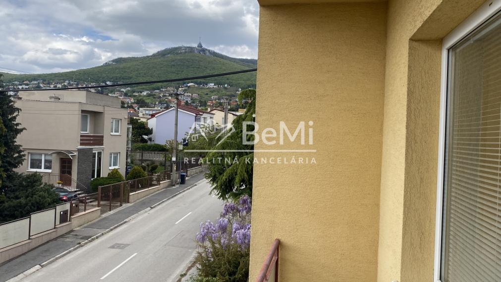 Rodinný dom Nitra ZOBOR pozemok 728 m2 ID 612-12-MIG