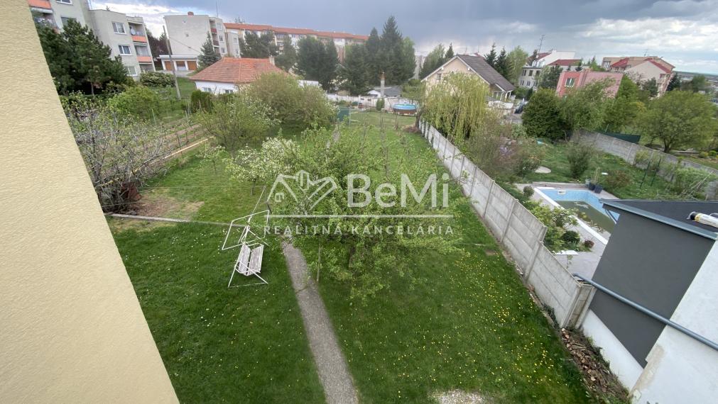 Rodinný dom Nitra ZOBOR pozemok 728 m2 ID 612-12-MIG