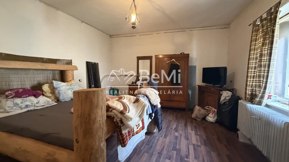 Zreknštruovaný dom obec Čierna Lehota za 69000,-Eur -PREDAJ
