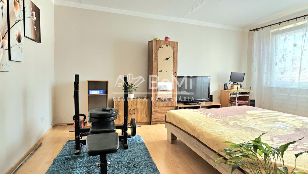 4-IZBOVÝ BYT 72m2 CLEMENTISA RIMAVSKÁ SOBOTA - NA PREDAJ