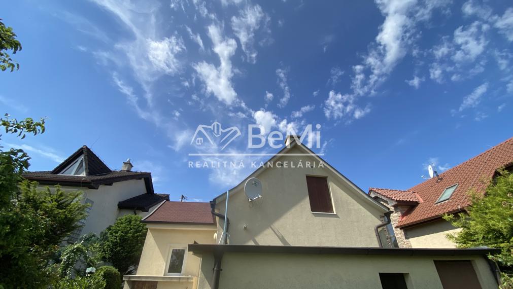 2 rodinné domy Nitra – ČERMÁŇ – pozemok 1 390 m2 ID 613-12-MIG