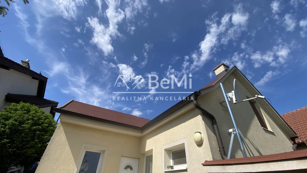 2 rodinné domy Nitra – ČERMÁŇ – pozemok 1 390 m2 ID 613-12-MIG
