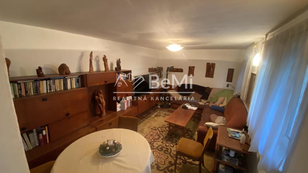 2 rodinné domy Nitra – ČERMÁŇ – pozemok 1 390 m2 ID 613-12-MIG
