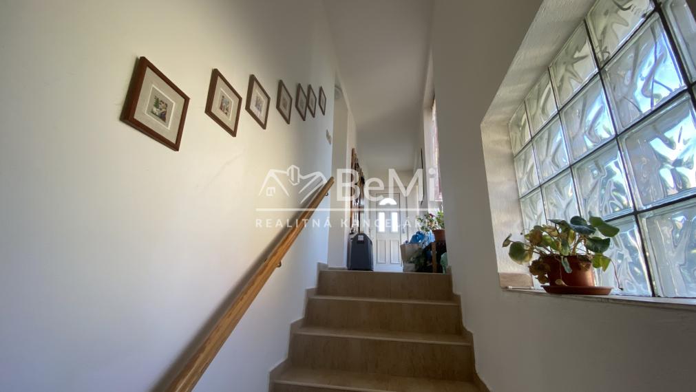 2 rodinné domy Nitra – ČERMÁŇ – pozemok 1 390 m2 ID 613-12-MIG