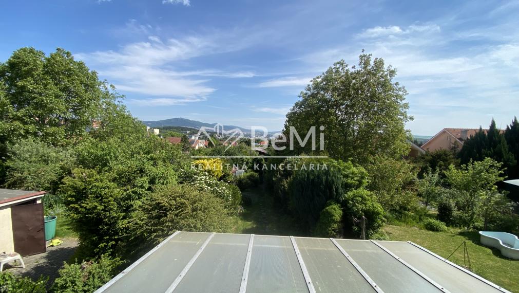 2 rodinné domy Nitra – ČERMÁŇ – pozemok 1 390 m2 ID 613-12-MIG