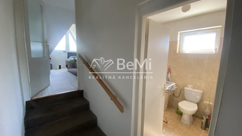 2 rodinné domy Nitra – ČERMÁŇ – pozemok 1 390 m2 ID 613-12-MIG