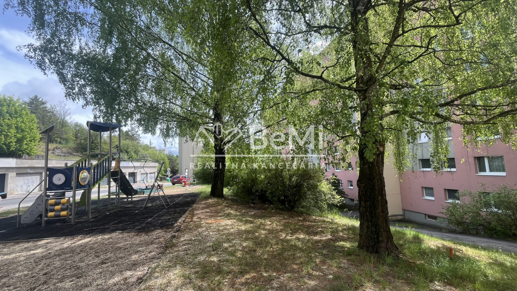 REZERVOVANÉ 1-izbový byt, kompletná rekonštrukcia, Banská Bystrica