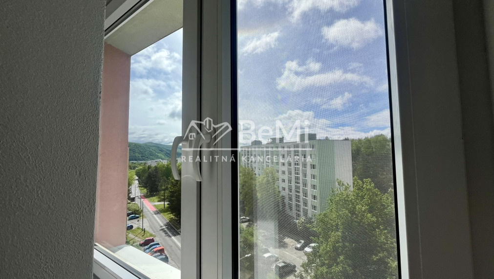 REZERVOVANÉ 1-izbový byt, kompletná rekonštrukcia, Banská Bystrica