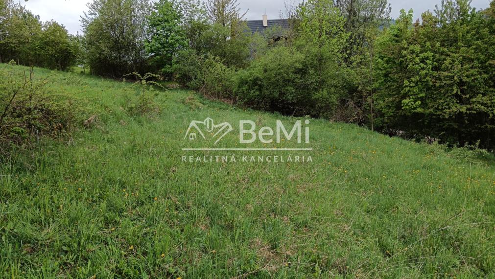 Predaj: Investičný pozemok, 1112m2, Terchová (260-14-MACH)