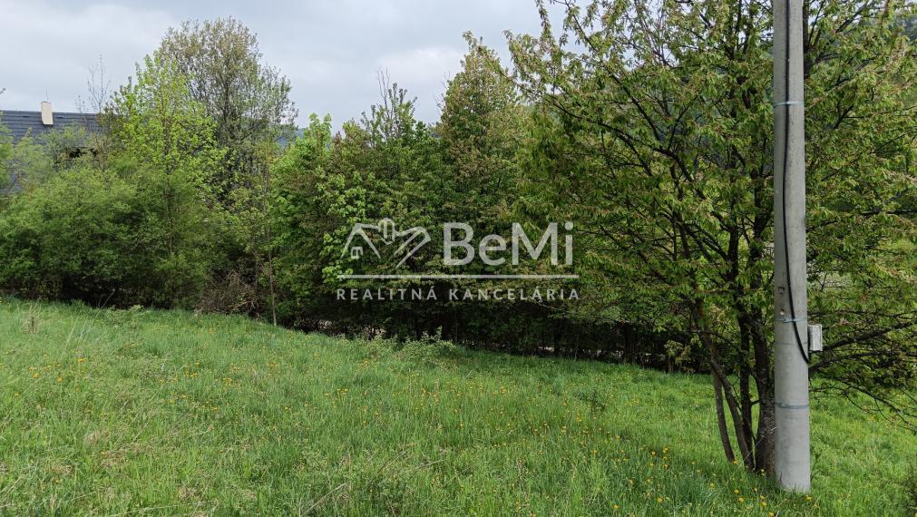 Predaj: Investičný pozemok, 1112m2, Terchová (260-14-MACH)