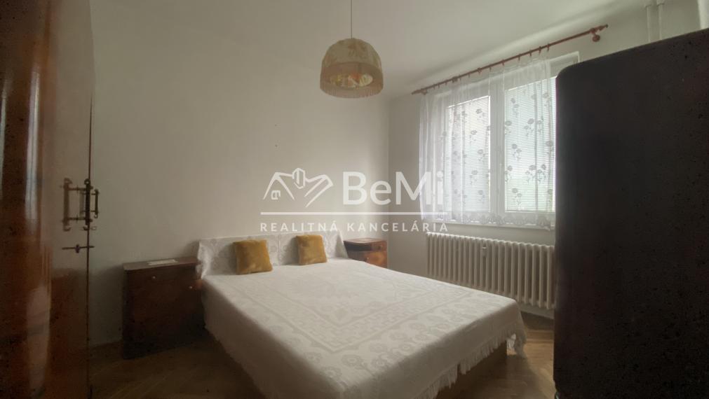 Nitra CENTRUM 3 i byt, 2 x  balkón, pivnica ID 614-113-MIG