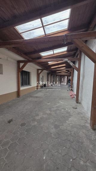 Na predaj polyfunkčný objekt, Bánovce nad Bebravou