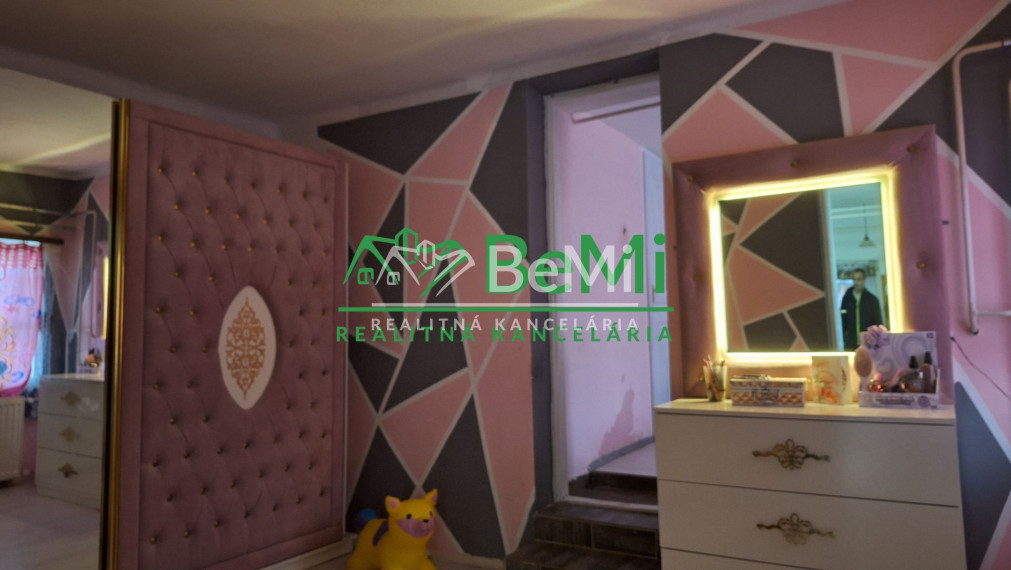 Zrekonštruovaný dom v Szalaszend- 44000,-Eur