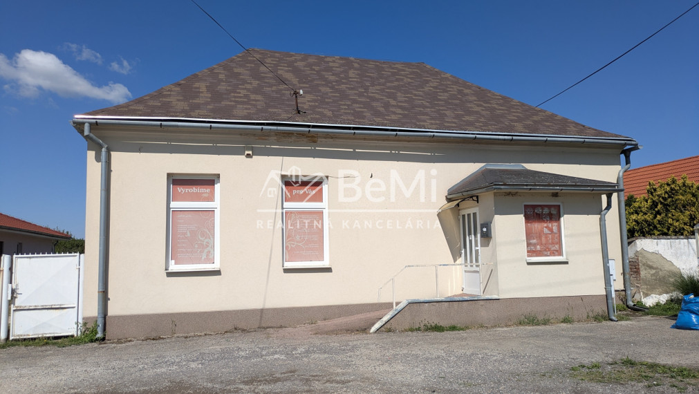 Predaj, rodinný dom/ budova -Tesárske Mlyňany (1254-12-AFI)