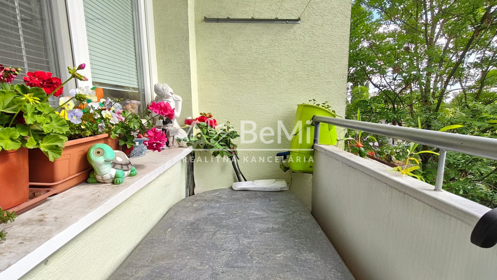 Exkluzívne predaj, 3 izbový byt - Levice (019-113-SIHA)