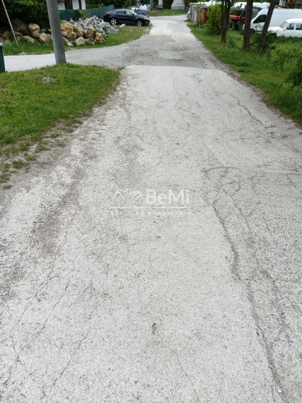 Predaj: Investičný pozemok, 2917m2, Brezany (263-14-MACH).