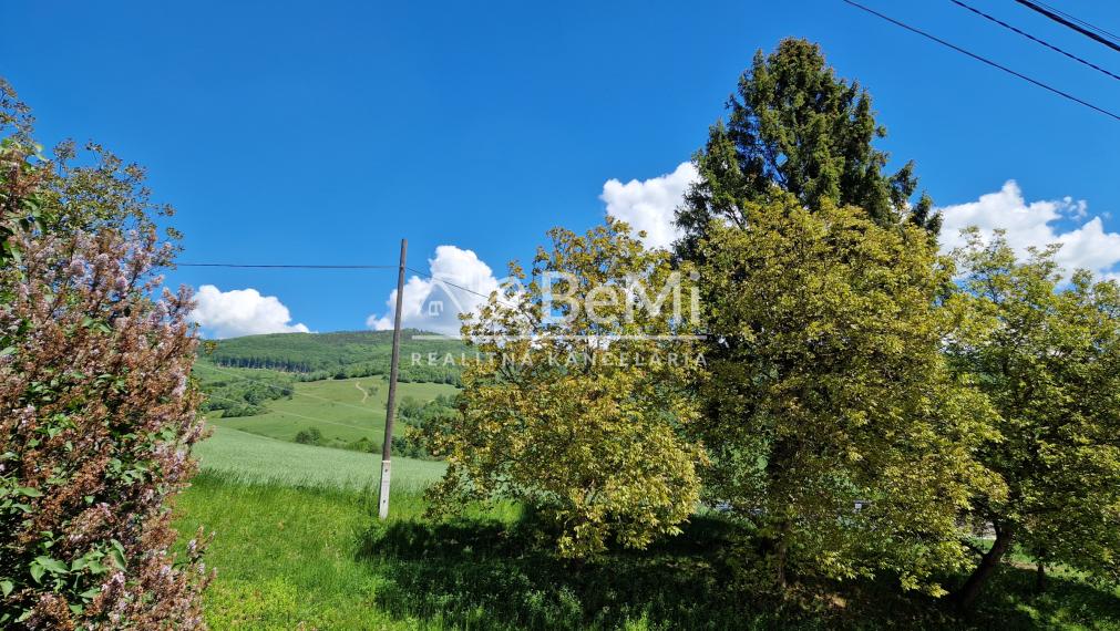 Rodinný dom v obci Vlachovo ,blízko kúpaliska-NA PREDAJ