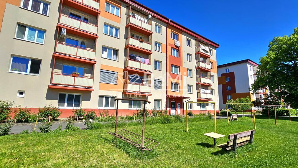 2-IZBOVÝ BYT V RIMAVSKEJ SOBOTE - NA PREDAJ