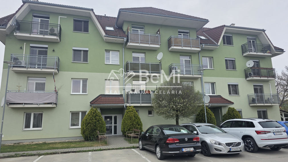 Predaj 2-izbový byt s garážou a 2 balkónmi Melčice-Lieskové