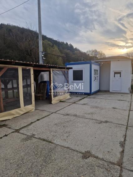 Pozemok pre podnikateľské účely