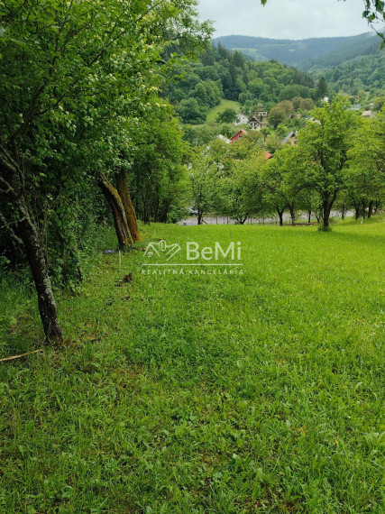 Predaj: Pozemok,1647m2, Hvozdnica, okres Bytča (265-14-MACH)