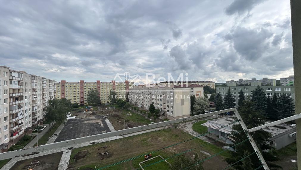 Na predaj priestranný 1 izbový byt v meste Rimavská Sobota