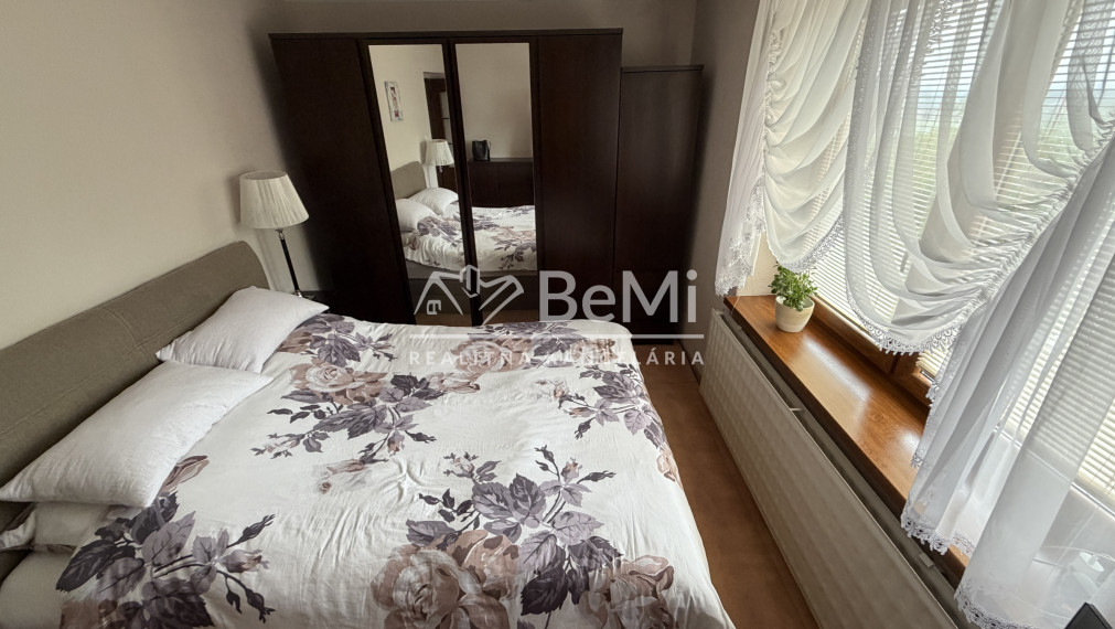 Predaj 5 izbový  rodinný dom Nitra-Zobor (249-12-JUF)