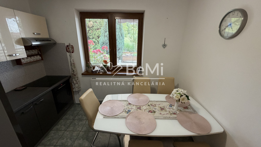 Predaj 5 izbový  rodinný dom Nitra-Zobor (249-12-JUF)