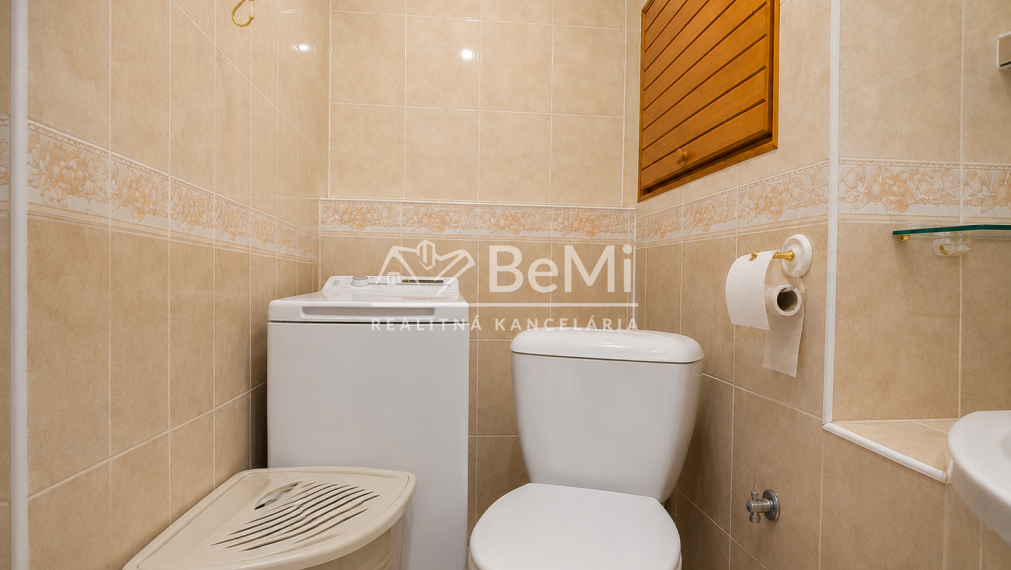 Predaj, 3 izbový byt - Pukanec (037-113-SIHA)