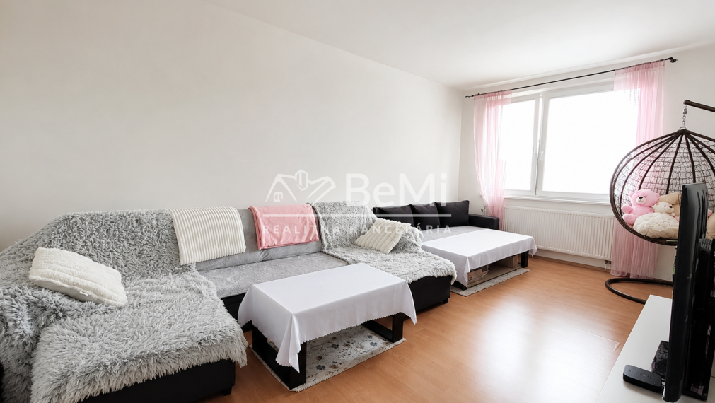 Predaj, 3 izbový byt - Pukanec (037-113-SIHA)