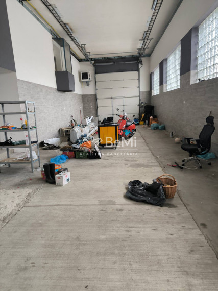 Prenájom: Priestory, Kysucké Nové Mesto, 300m2,(211-27-PEMO)