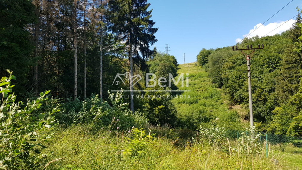 Predaj: Rekr. pozemok Stražov, 2770m2, Žilina (266-14-MACH)