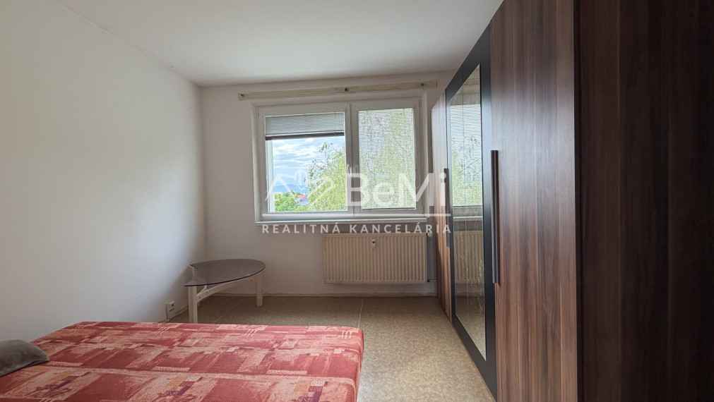 3-izbový byt s balkónom v Rožňav za 99300,-Eur -PREDAJ