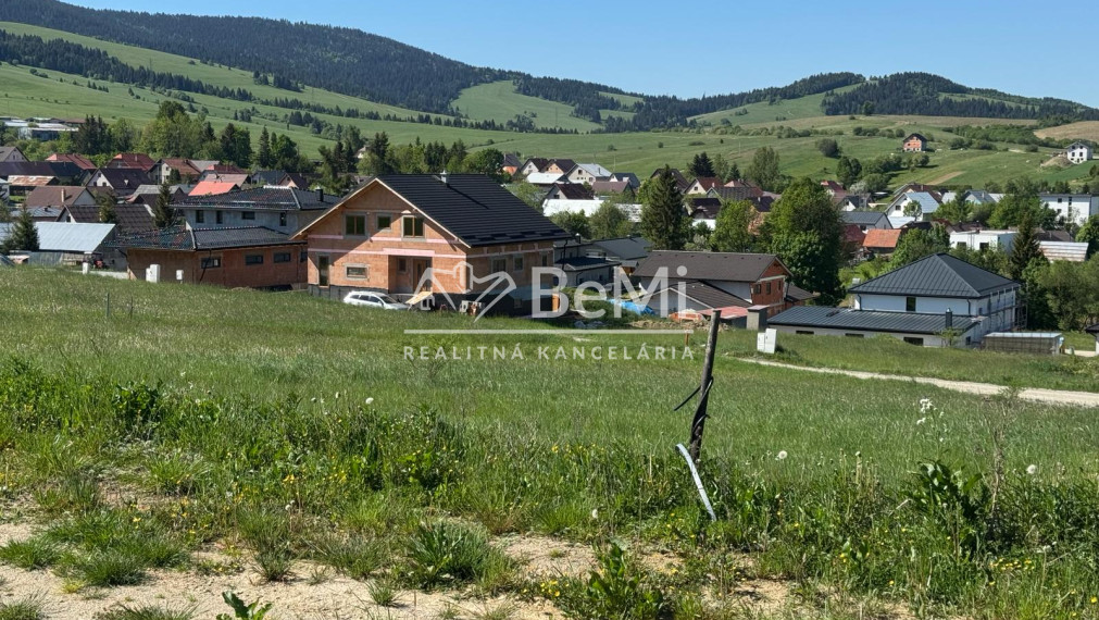 Stavebný pozemok s krásnym výhľadom v obci Babín