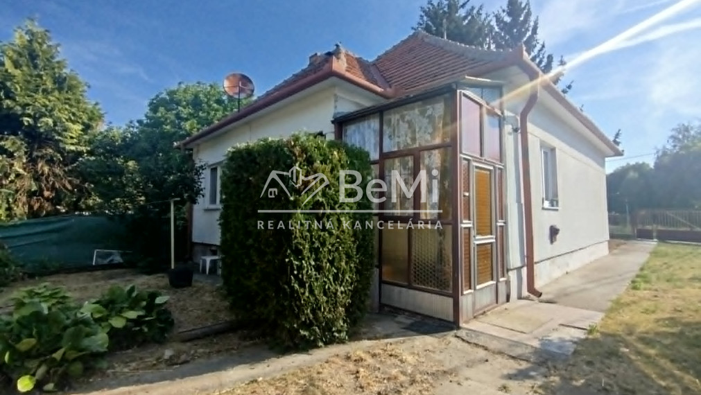 047-12-PAMA Predaj rodinného domu v obci Zbehy