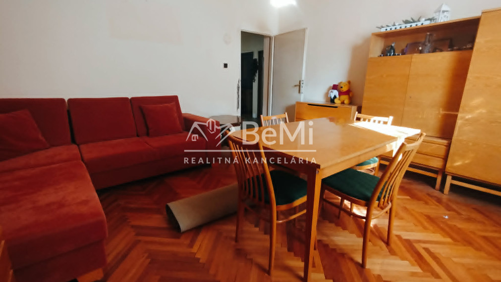 047-12-PAMA Predaj rodinného domu v obci Zbehy