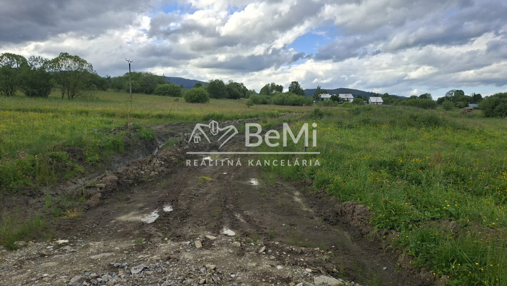 Na predaj stavebný pozemok – Oravské Veselé, 674 m²