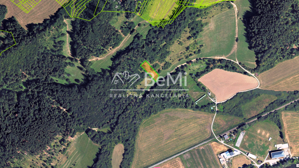 Na predaj pozemok na farmárčenie - Krivá ID: 076-14-STKE