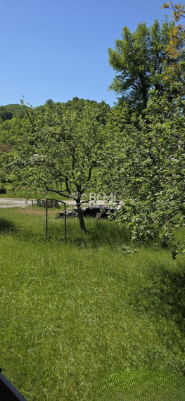 Predaj, priestranný 2-izbový byt Kremnica (021-112-ZOLA)